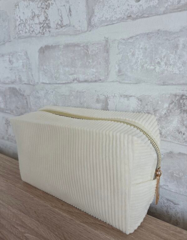 Trousse en velours côtelé personnalisée