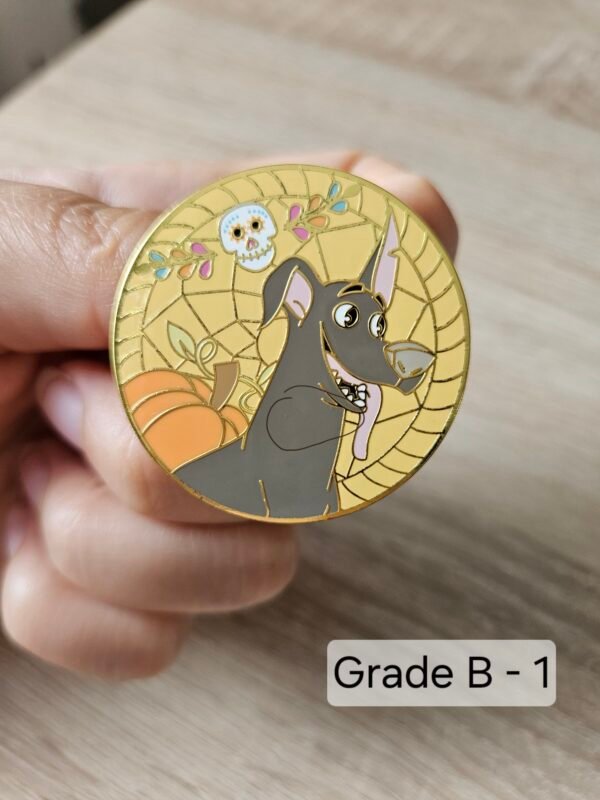 Pins chien inspiré d’un personnage de dessin animé